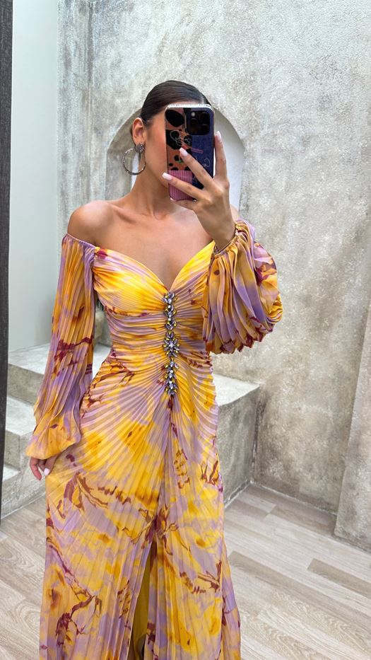 Carlene | Timeless V-Neck Maxi Dress