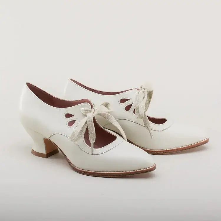 Everly | Classic Retro Heel Support Shoes