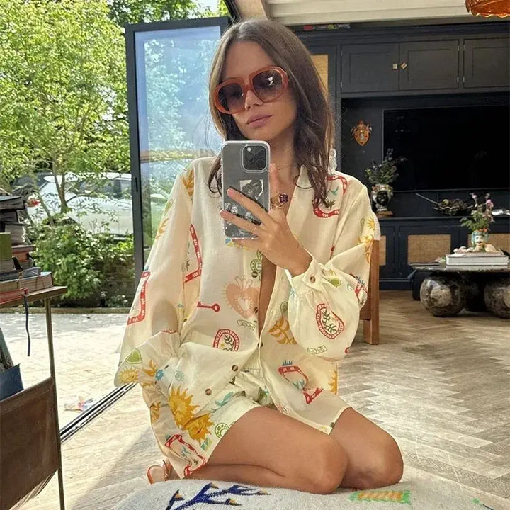 Lorelei | Elegant Floral Short Set blends