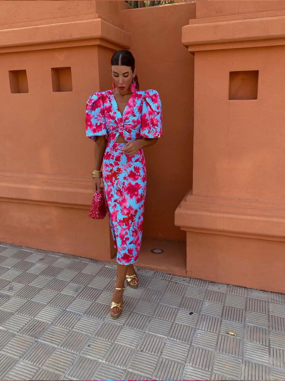 Aurora | Bold Puff-sleeve Midi Dress