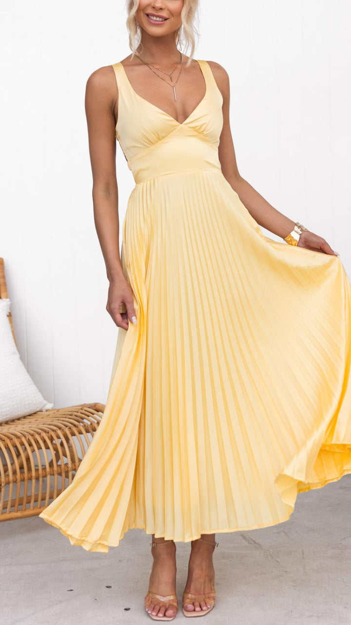 Rose | Chic Pleated Maxi Dress